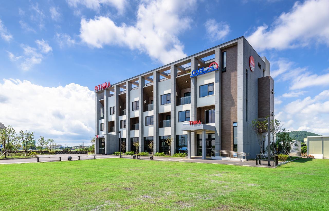 Thira Hotel Согвипхо Экстерьер фото