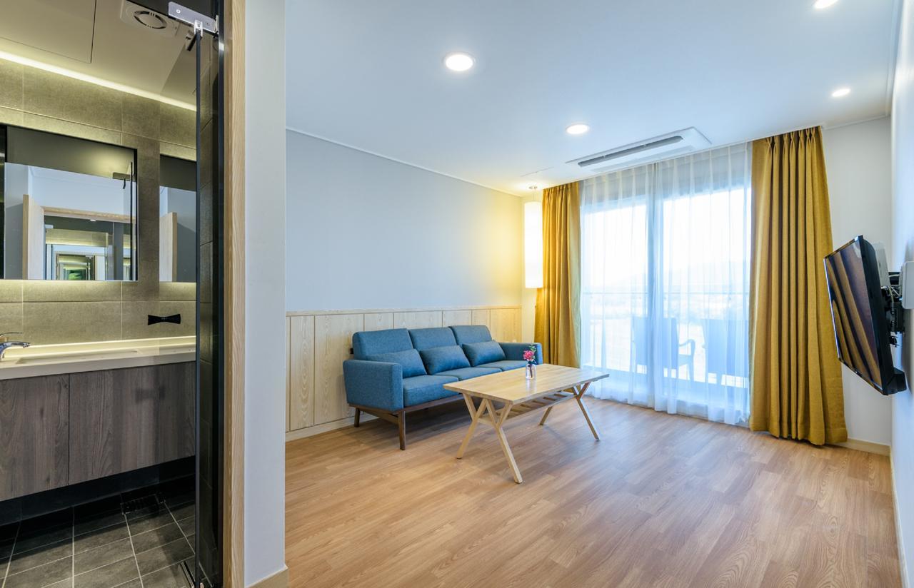 Thira Hotel Согвипхо Экстерьер фото