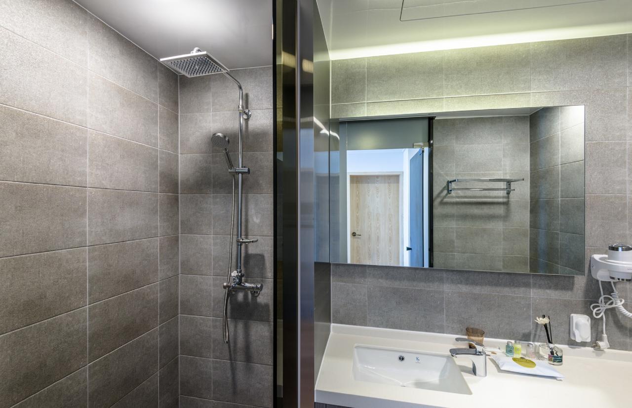 Thira Hotel Согвипхо Экстерьер фото