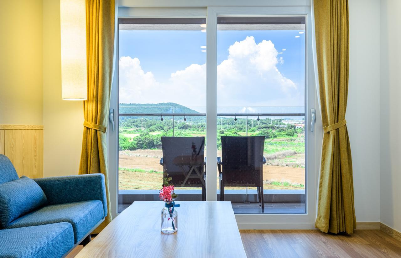Thira Hotel Согвипхо Экстерьер фото