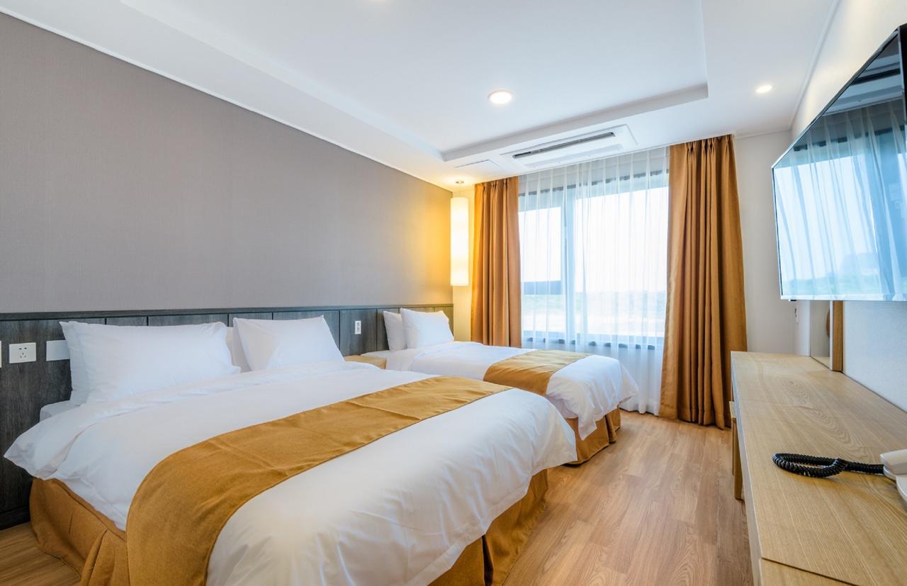 Thira Hotel Согвипхо Экстерьер фото