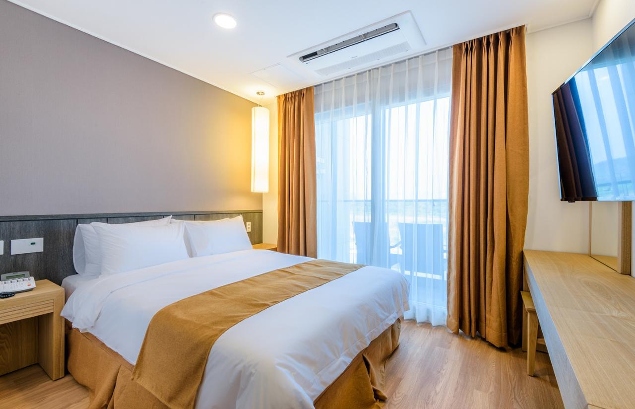 Thira Hotel Согвипхо Экстерьер фото